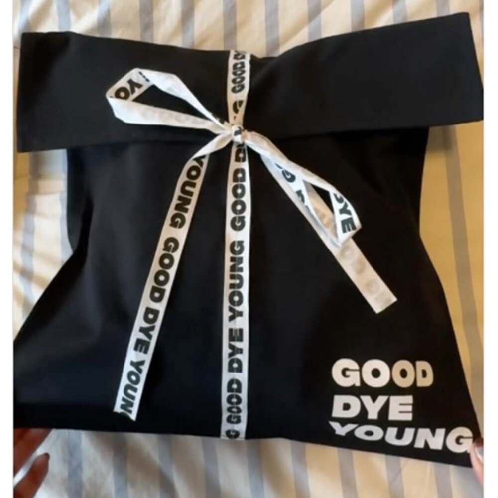 NWT Good Dye Young Limited Edition Gift Bag Holiday Wrapping Hayley Williams GDY